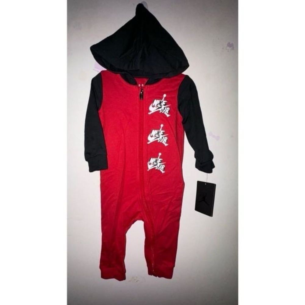 Jordan one piece zip-up 18 months BNWT